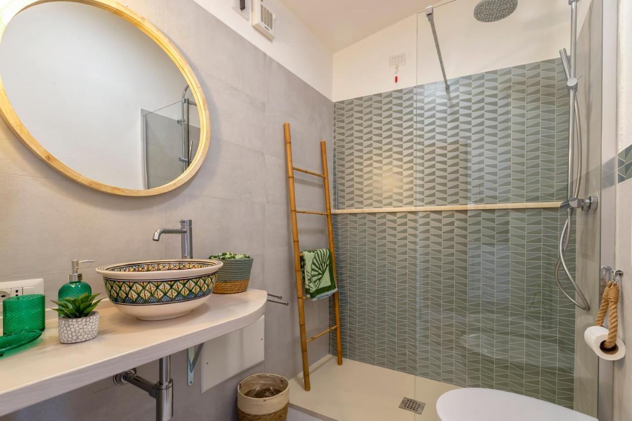 Top Floor Gulf View Apartment Olbia Exterior foto